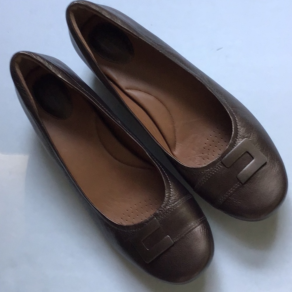 Clarks Artisan Concert Choir Flats